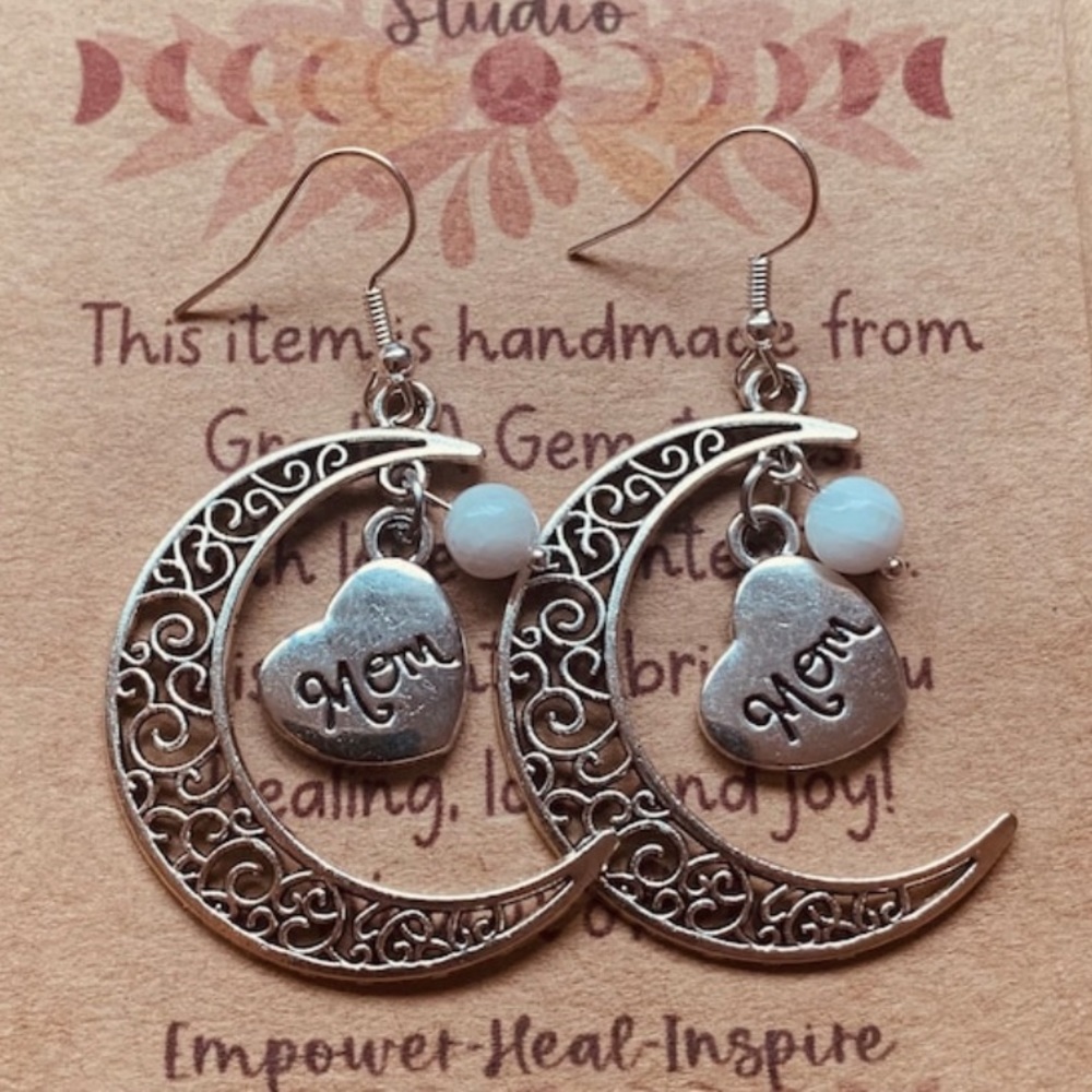 ♥️NWT♥️Crescent Moon, Mom Heart & Moonstone Charm Earrings ♥️Handmade✨Artisan ✨